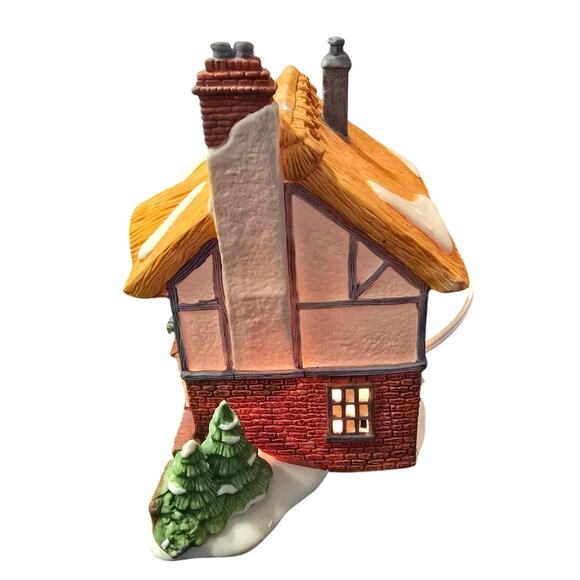 Dept 56 Dickens Village Series Betsy‎ Trotwood's Cottage 1989 Heritage #5550-6 - Picture 2 of 9